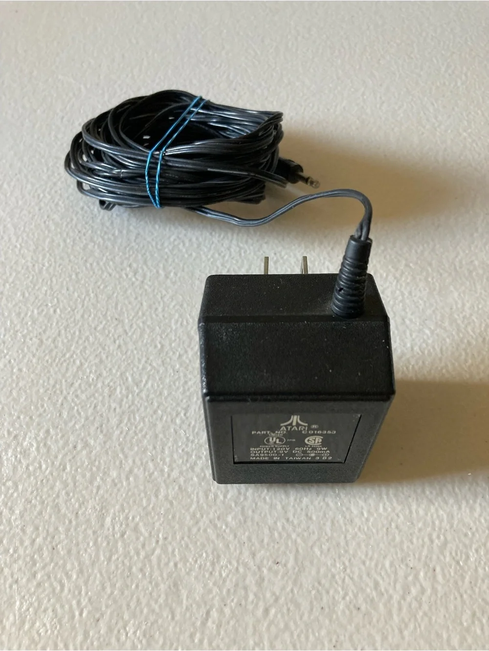 Atari AC/DC Adapter 9V 500mA Black 2-Prong Indoor Use Only C016353
